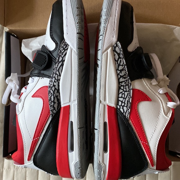 Air Jordan Legacy 312 Low - Picture 6 of 11